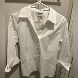 Classic Talbots Wrinkle Resistant 3/4 Sleeve White Shirt with Pearl Buttons
